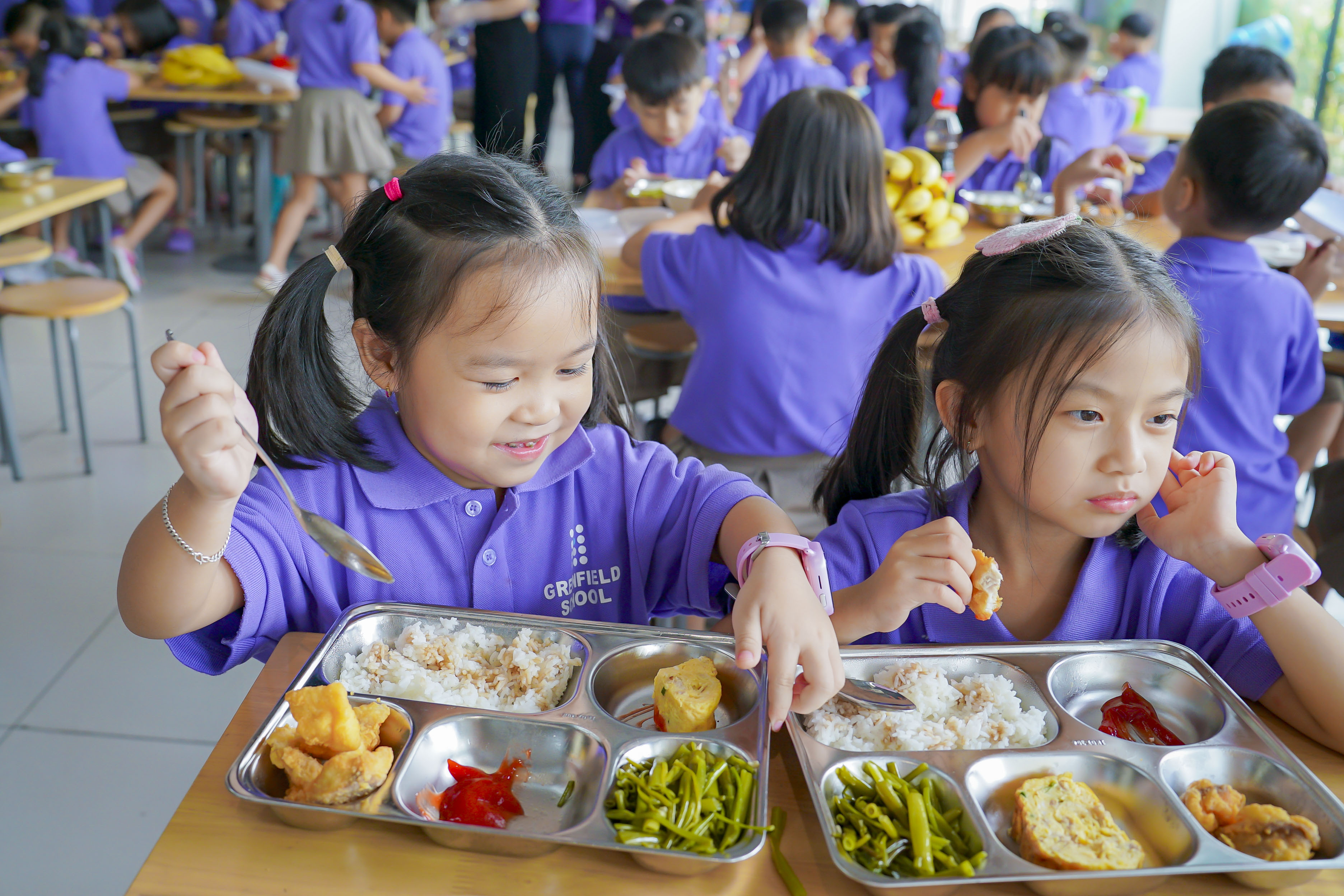 bua-trua-hanh-phuc-Greenfield-1